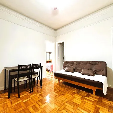 Maravilhoso Apartamento na Avenida Atlântica-3